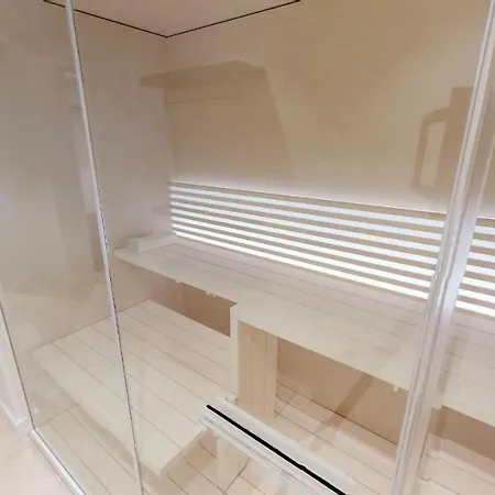 White Pearl 1.12 Apartment *