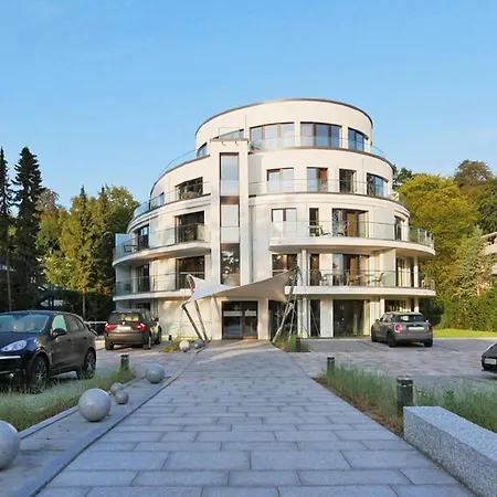 White Pearl 1.12 Apartment *